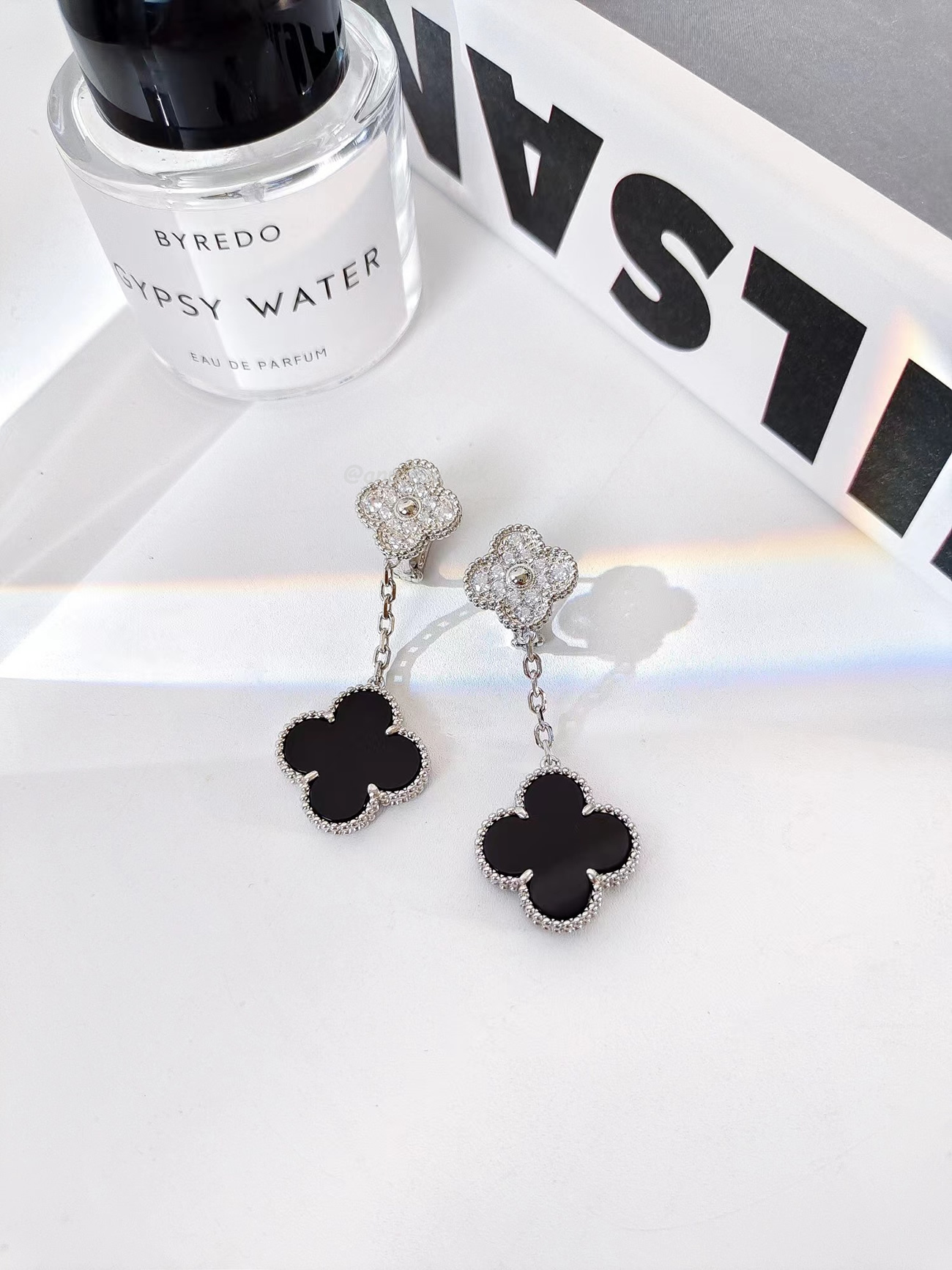 Van Cleef Arpels Magic Alhambra Earrings 2 Motifs 18k White Gold (8) - newkick.cc